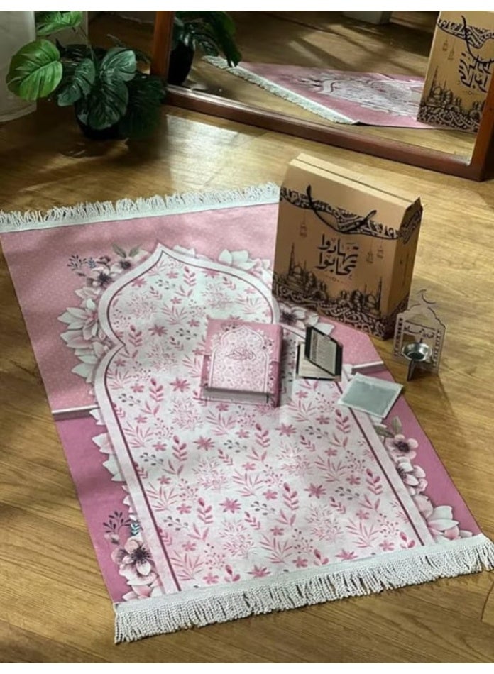 طقم هدية متكامل بسجادة صلاة ومستلزمات أخرى—هدية راقية ومميزة تعبر عن الاهتمام والمعنى. - Image 2